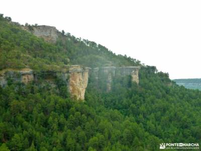 Escalerón,Raya,Catedrales de Uña;fiestas temáticas nacimiento de urederra trekking definicion pis